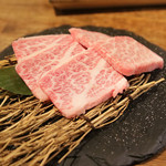 熟成焼肉とクラフトビール カドウシ - 