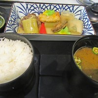 よし邑 - 主菜とご飯・味噌汁