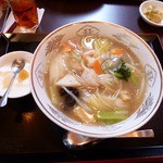 西安餃子館 - 海鮮スープ麺