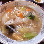 西安餃子館 - 海鮮スープ麺