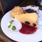 Cafe RIN - 無花果のチーズケーキ