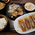 Ouji Seian Nabeharikan - 鍋貼、ｽｰﾌﾟ餃子定食