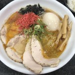 Ramen Hikaridori - 店主の気まぐれメニュー「僕の特製エビそば」1000円