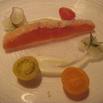 ル・ジュー・ドゥ・ラシエット  - 38℃で火を入れたタスマニア産オーシャントラウトのコンフィ（2011.12）