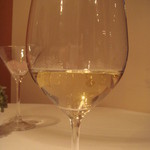 ル・ジュー・ドゥ・ラシエット  - グラス（白）：リースリング（\1,680）（2011.12）