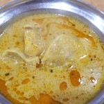 パトワール - チキンカレー
食べ放題のチキン、野菜、豆のうち、チキンが一番好み