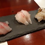 日本酒と鮮魚と釜飯 太公望ほっぺち - 最初の刺身三種盛、旨いわぁ！ 炙りハモがこおばしいねん！