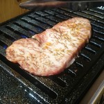 仙台牛焼肉　と文字 - 