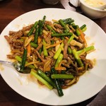 陳家私菜 - ランチ 牛肉とニンニクの芽の炒め物