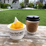 Racines FARM to PARK - ヨーグルトアイス / マンゴー（税込600円）
      セットドリンク / ブレンドコーヒー（税込200円）
      