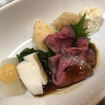 Hatsue Dainingu - 冷やし野菜とローストビーフ