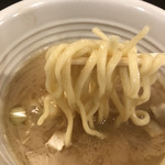 釜利家 - 麺のリフト