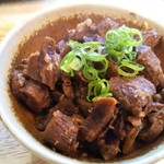 たまち焼肉センター 肉の一 - 牛スジ煮込み