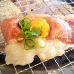 たまち焼肉センター 肉の一 - 和牛ウニのせ、口の中が幸せでいっぱい(•ө•)♡