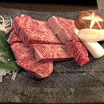 炭火焼肉　牛の家 - 