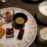 オールデイ・ダイニング ブローニュ - デザートとソフトクリーム