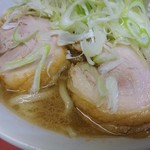 ラーメン二郎 - 豚が少々薄味でした