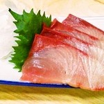 角一 - 寒ブリ刺し