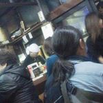 角一 - 大盛況の店内