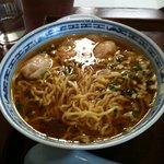 香港海老ワンタン麺 萬記 - 富山ワンタン麺(中太麺)