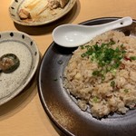 テング酒場 - 2019/06 にんにく炒飯 390円（税抜き）