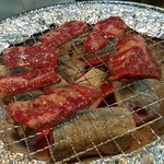 ホルモン焼肉　かど屋 - 