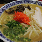 優勝軒  - 豚骨ラーメン。<2011_12>