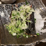 新喜 - かつおのたたきニンニク醤油漬け