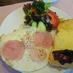 いなだ珈琲舎 - こだわりたまごセット¥1,000今回はハムエッグをチョイス