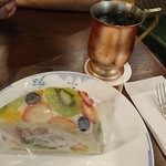 Tsubakiya Kafe Minatomirai Kurosupathio - 