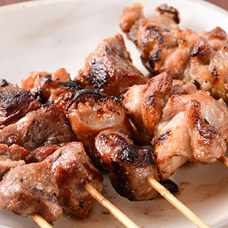 Their signature Grilled skewer start at 100 yen each. There are many items that are perfect for eating◎