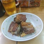 伊勢屋酒店 - スペアリブ。