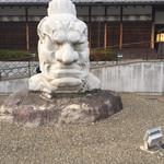 Tsukuba Sansuitei - 怖い石像