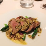 レストラン・セン - 軽く燻製をかけた豚肩ロース肉　ラビゴットソース