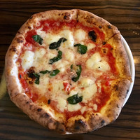 エビスエスクラッシコ - Pizza Aランチ1,000円、マルゲリータ