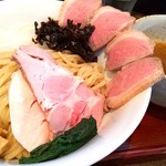 メンドコロ キナリ - Tsukemen 煮干し烏賊 880円 カモ胸肉 250円