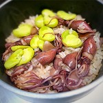 Firefly squid and fava bean pot rice