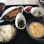 大盛食堂 - 料理写真:煮付定食¥900(今日はメバル)