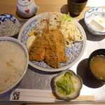 魚金醸造 - 鯵フライ定食　1000円　+　ご飯大盛り　100円