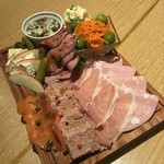 ル バー ラヴァン サンカンドゥ アザブ トウキョウ - 