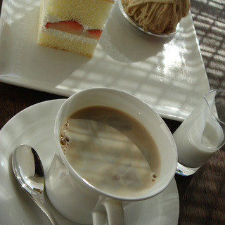 オカシ・ゼロヨンロクナナ_1