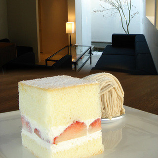 オカシ・ゼロヨンロクナナ_0