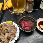 皿ナンコツ＆馬刺し