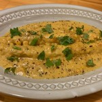 オリエンタルビストロ 桃の実 - ホワイトアスパラのダル煮込み