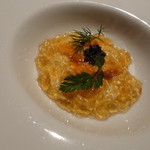 コポンノープ - カリフラワーのムースとラングスティーヌのジュレ　雲丹とキャビア