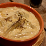 餃子とスパークリング バブルス - 炊き餃子