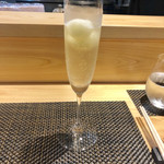 しまなみふれんち Murakami - 
      食前酒のしまなみスパークリングで乾杯♪(*^^)o∀