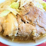 ラーメン二郎 - 豚