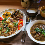 スプーンソング - 「タミル・チェッティナード・チキン」のセット。1,500円。