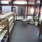 Hakushindou - 店内の様子。